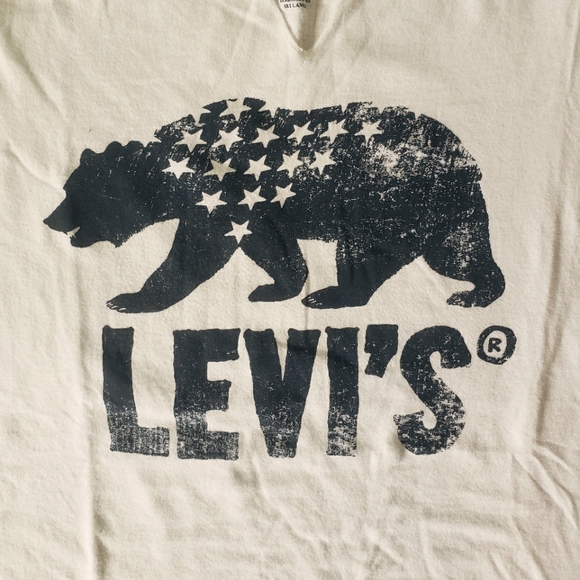 Levi's California Bear Graphic Tee - Picture 6 of 8